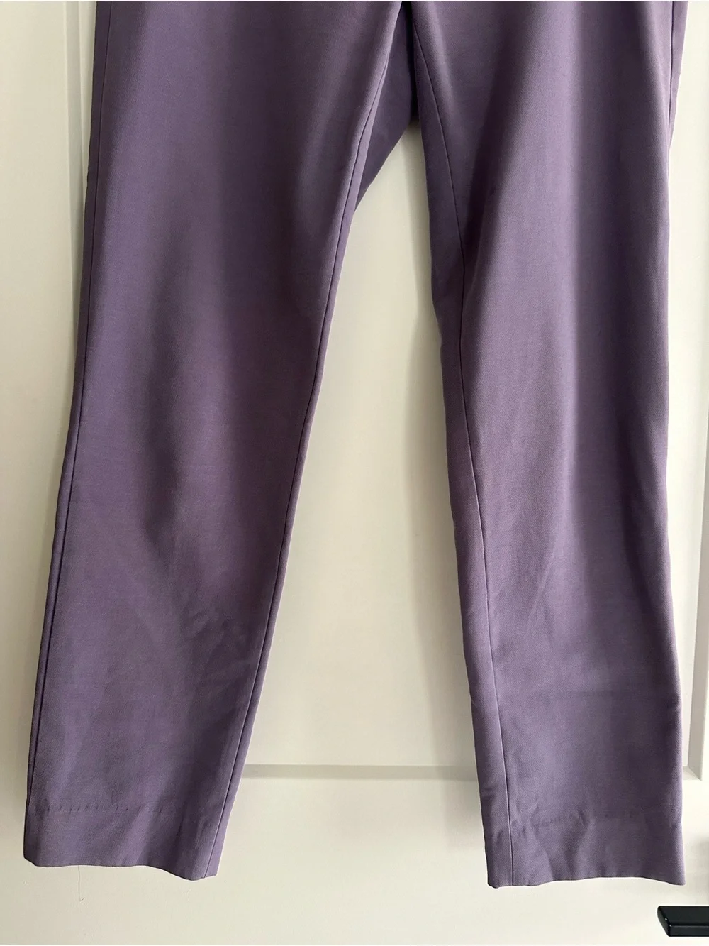 White House Black Market The Slim Ankle Pant Size 4